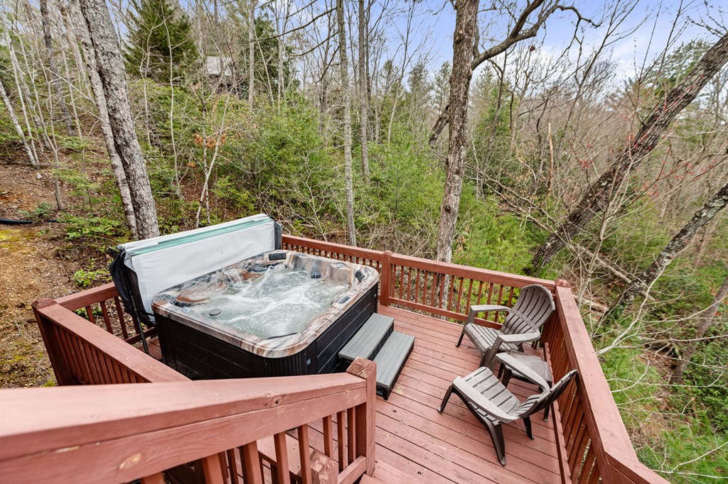 1822 Hidden Lake Drive