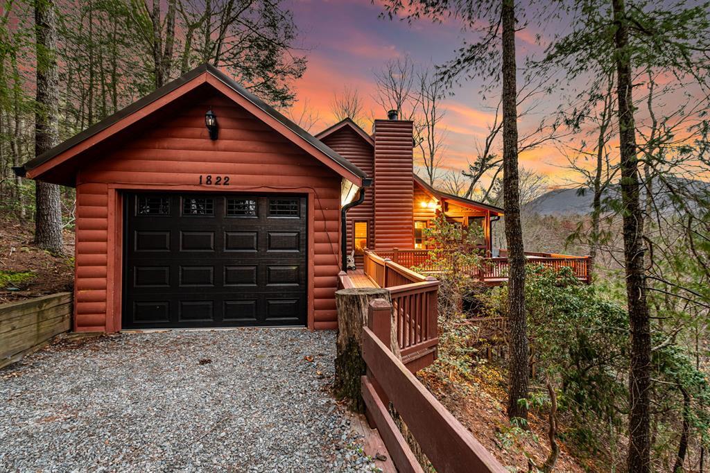 1822 Hidden Lake Drive