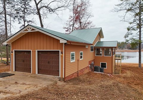 A home in Blairsville