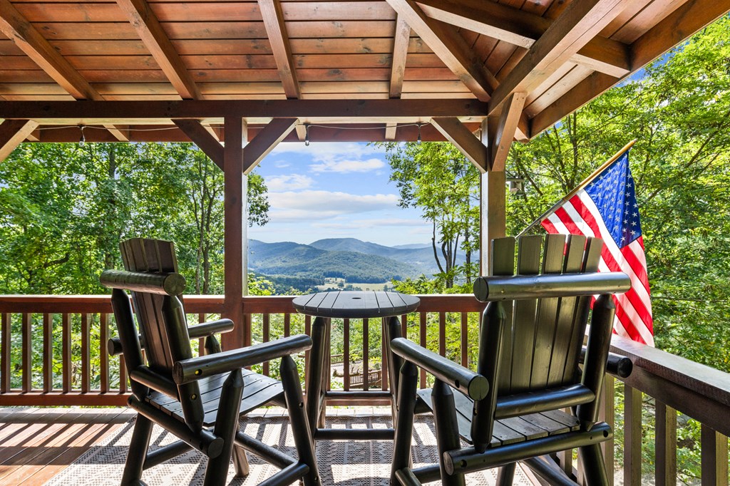 16 Enchanting Circle