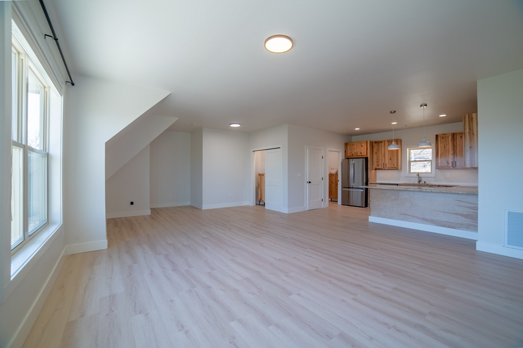 802 Mull Valley Road