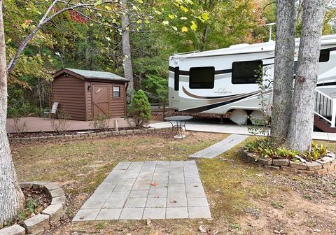 A home in Blairsville