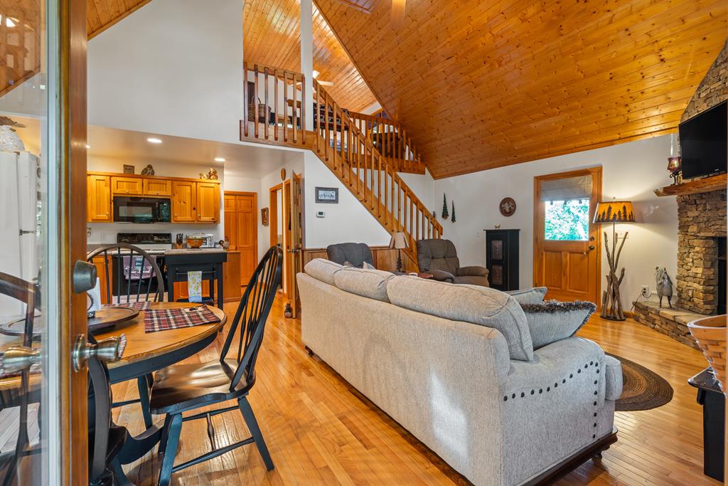 198 Monarch Butterfly Trail