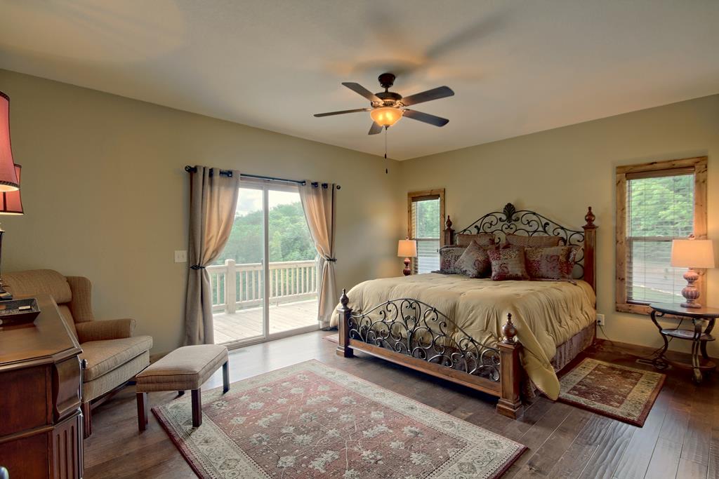 Ellijay, Georgia 30540, United States, 3 Bedrooms Bedrooms, ,3 BathroomsBathrooms,Residential,Active,54641