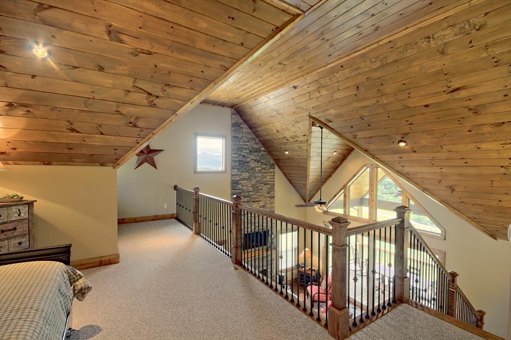 Ellijay, Georgia 30540, United States, 3 Bedrooms Bedrooms, ,3 BathroomsBathrooms,Residential,Active,54641