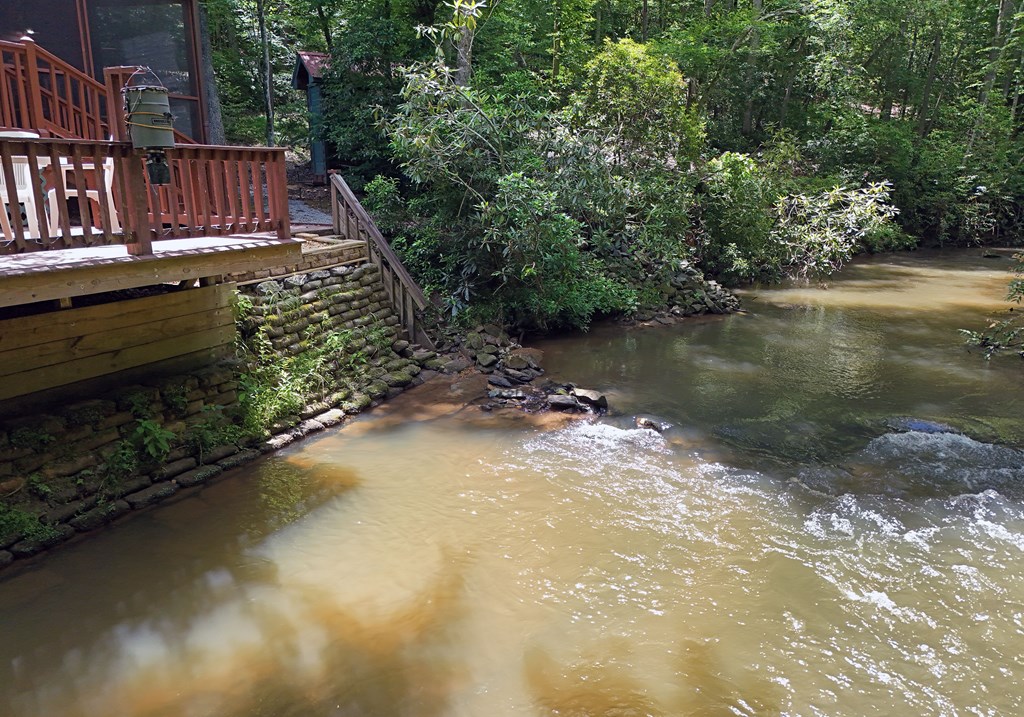 789 Old Pond Mill Road