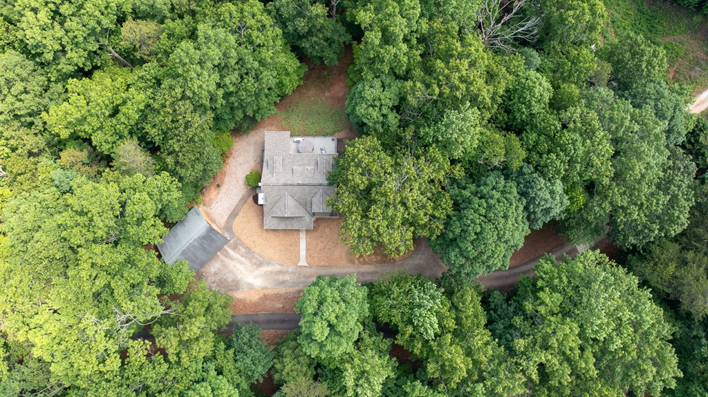 386 Old River Road