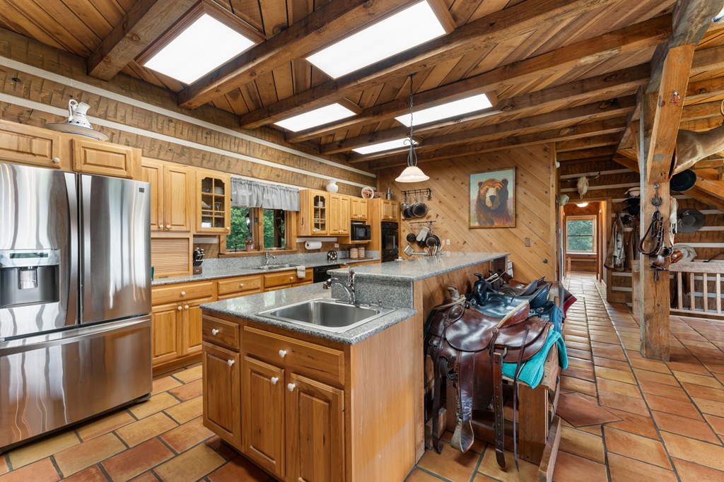 Warne, North Carolina, 28909, United States, 3 Bedrooms Bedrooms, ,3 BathroomsBathrooms,Residential,Active,1993668