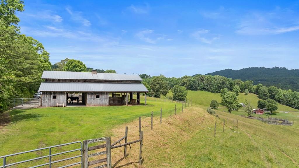 Warne, North Carolina, 28909, United States, 3 Bedrooms Bedrooms, ,3 BathroomsBathrooms,Residential,Active,1993668