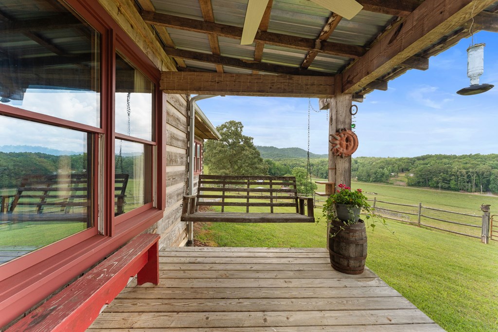 Warne, North Carolina, 28909, United States, 3 Bedrooms Bedrooms, ,3 BathroomsBathrooms,Residential,Active,1993668