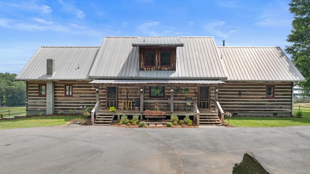 102 Cross Creek Lane