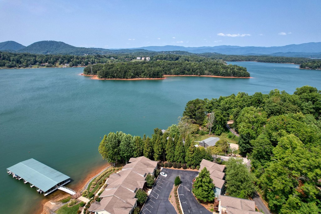 1411 Lakeside Road #902