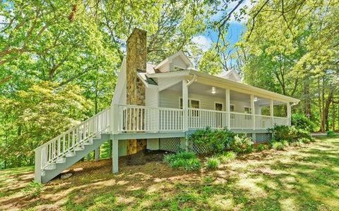 A home in Hiawassee