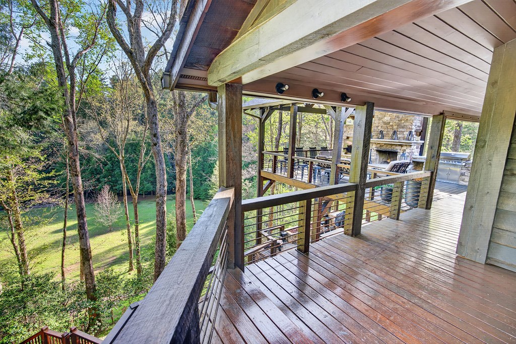 Cherry Log, Georgia, 30522, United States, 5 Bedrooms Bedrooms, ,5 BathroomsBathrooms,Residential,Active,2041378