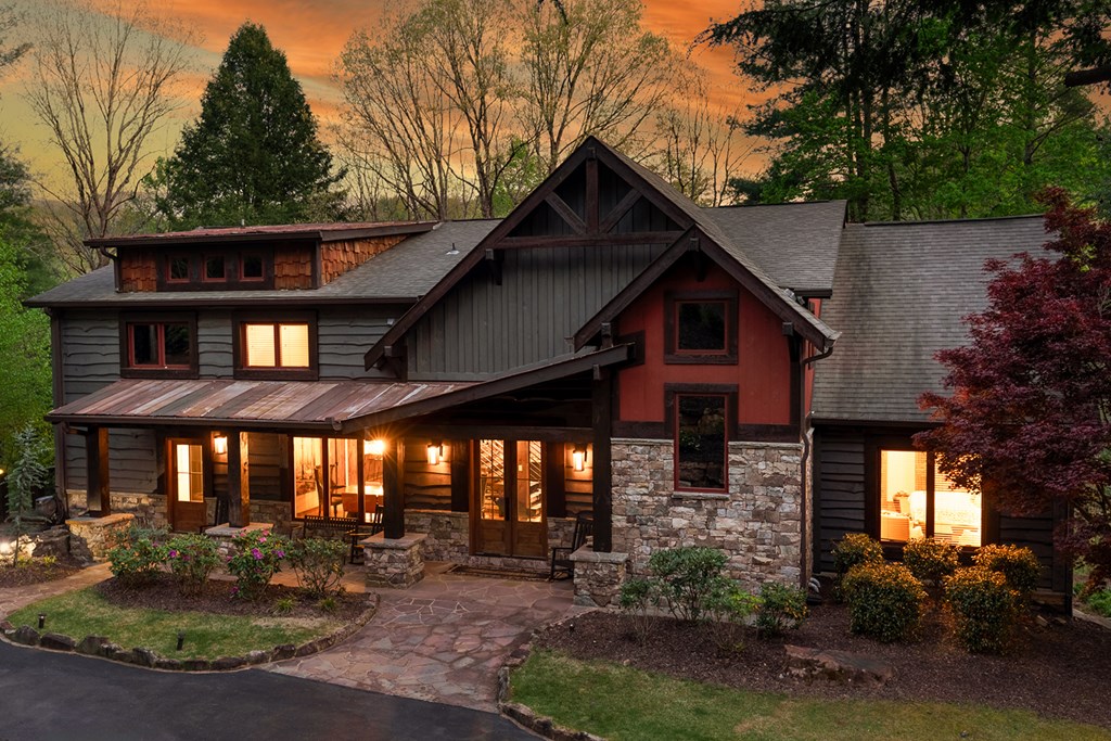 Cherry Log, Georgia, 30522, United States, 5 Bedrooms Bedrooms, ,5 BathroomsBathrooms,Residential,Active,2041378