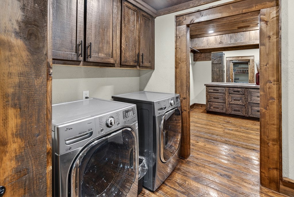 Cherry Log, Georgia, 30522, United States, 5 Bedrooms Bedrooms, ,5 BathroomsBathrooms,Residential,Active,2041378