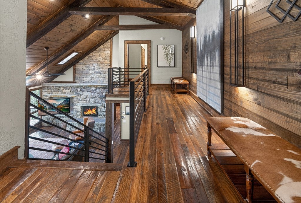 Cherry Log, Georgia, 30522, United States, 5 Bedrooms Bedrooms, ,5 BathroomsBathrooms,Residential,Active,2041378