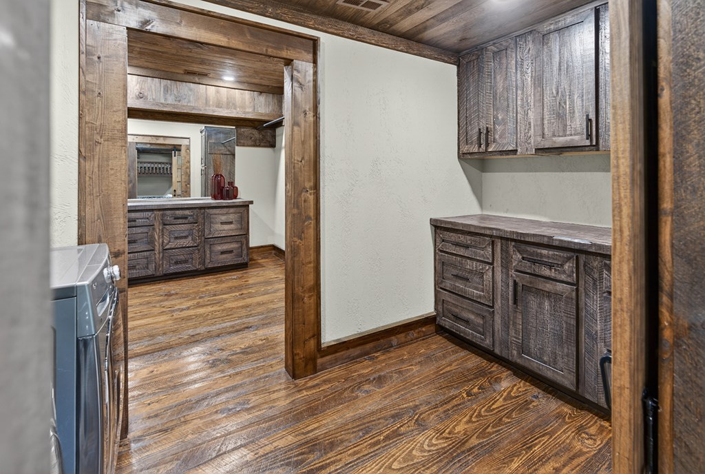 Cherry Log, Georgia, 30522, United States, 5 Bedrooms Bedrooms, ,5 BathroomsBathrooms,Residential,Active,2041378