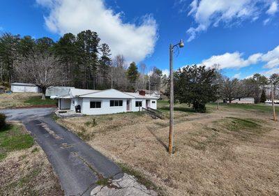 5380 W Us Hwy 64
