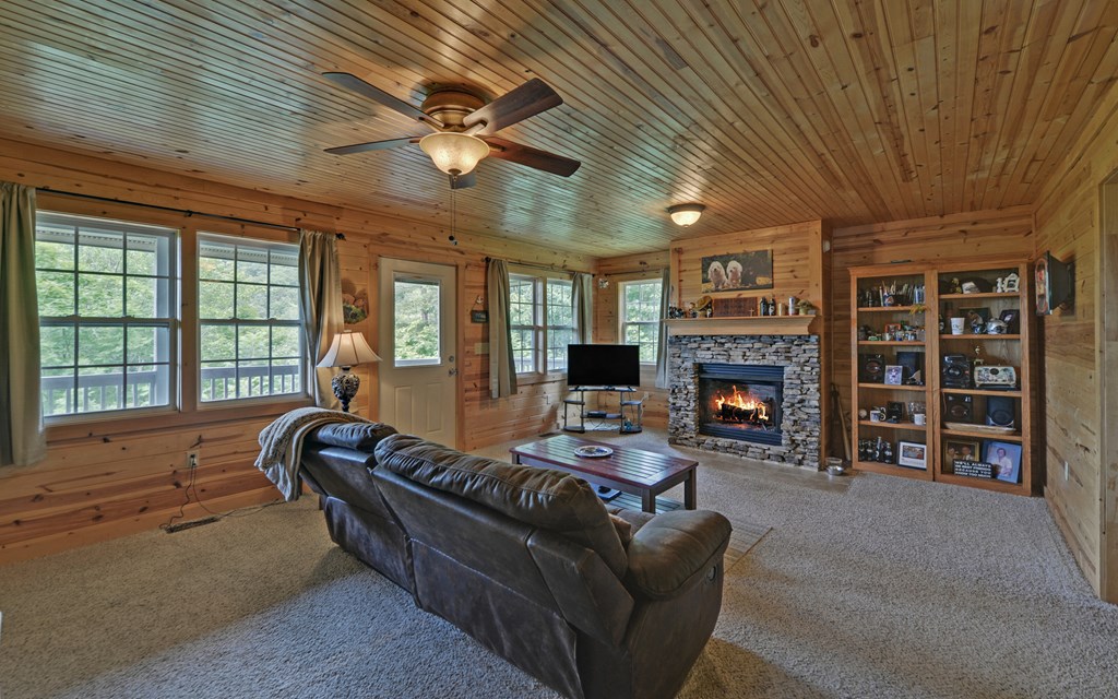 173 Louing Creek Trail