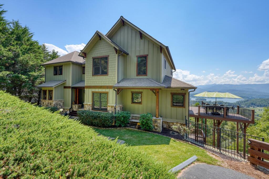 2187 Carlin Road