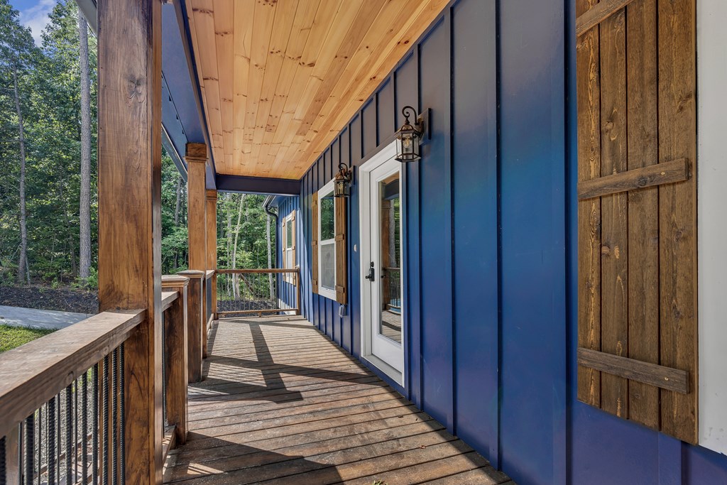 70 Country Hills Trail