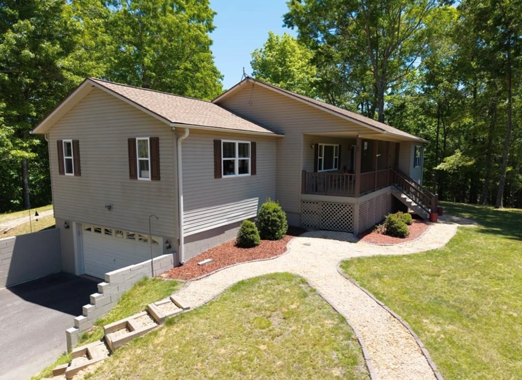 944 Wildcat Drive