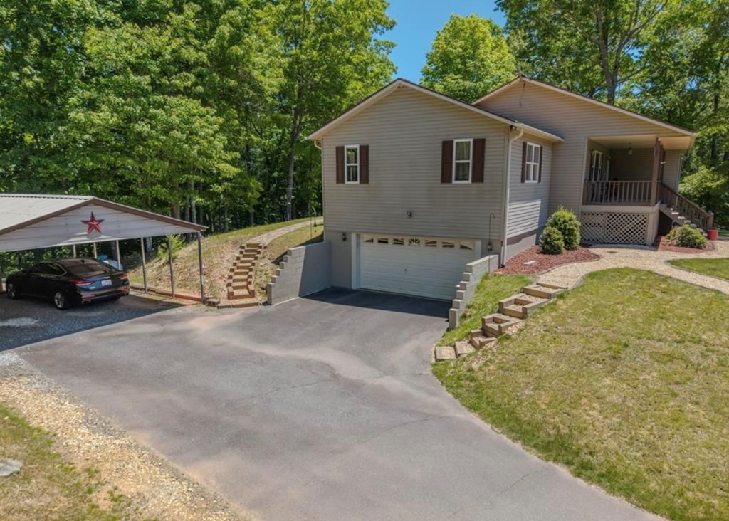 944 Wildcat Drive