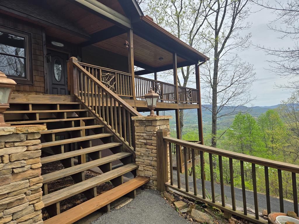 1689 Long Ridge Road