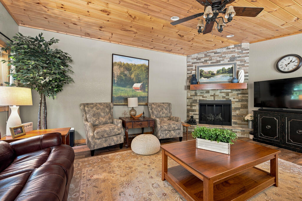140 Ivy Knob Terrace