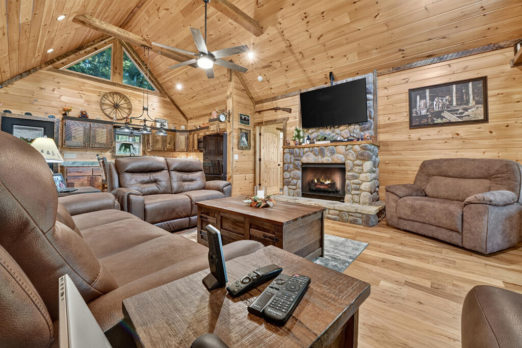 512 Star Creek Crossing
