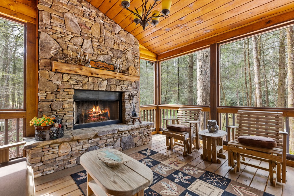 130 Rivers End Trail