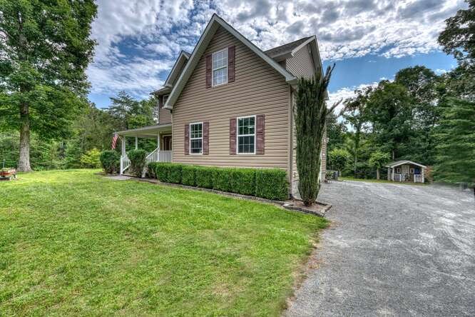 57 Holland Lane