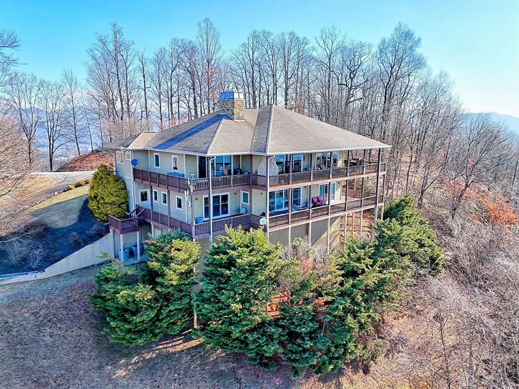 1212 E Double Knob Dr, Hayesville, NC, 28904, USA, 3 Bedrooms Bedrooms, ,4 BathroomsBathrooms,Residential,Active,1212 E Double Knob Dr,434006