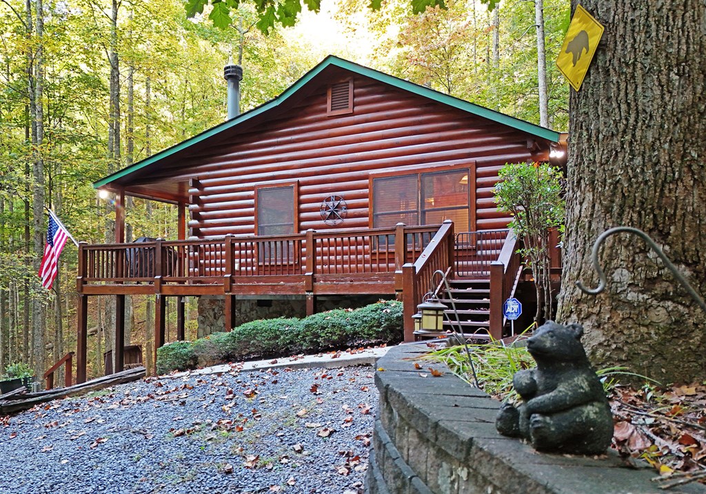 151 Hatchet Trail