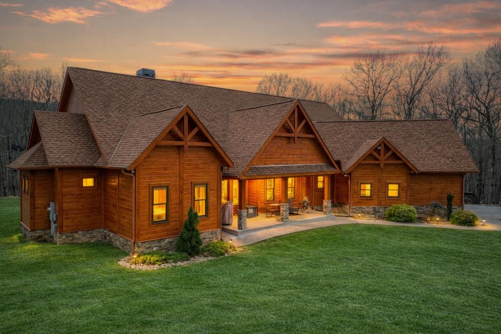 1950 Saint Andrews Way