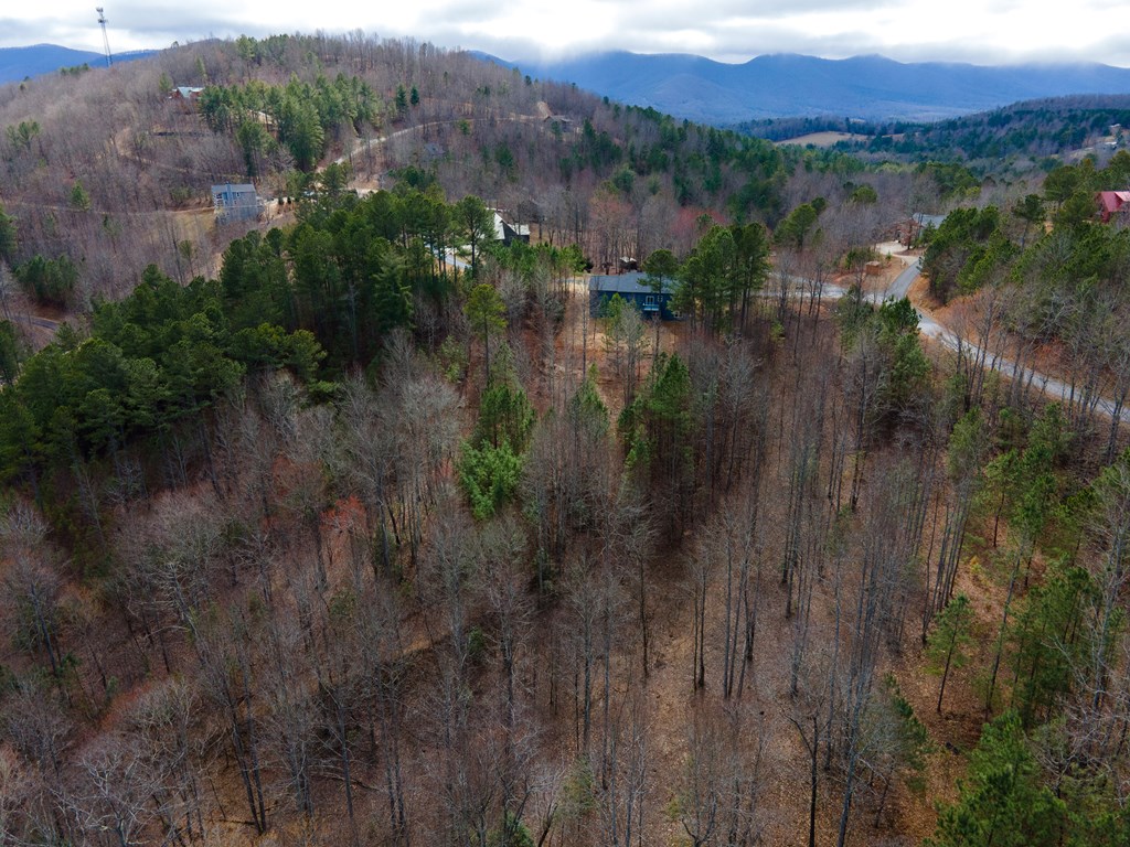 19/20 Summer Cove Road