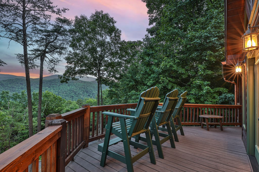Blue Ridge, Georgia, 30513, United States, 4 Bedrooms Bedrooms, ,4 BathroomsBathrooms,Residential,Active,1998761
