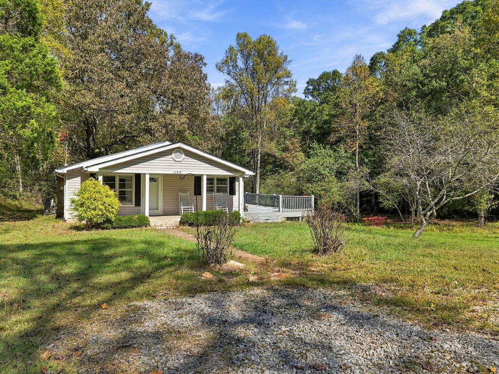 456 Nicholson Road