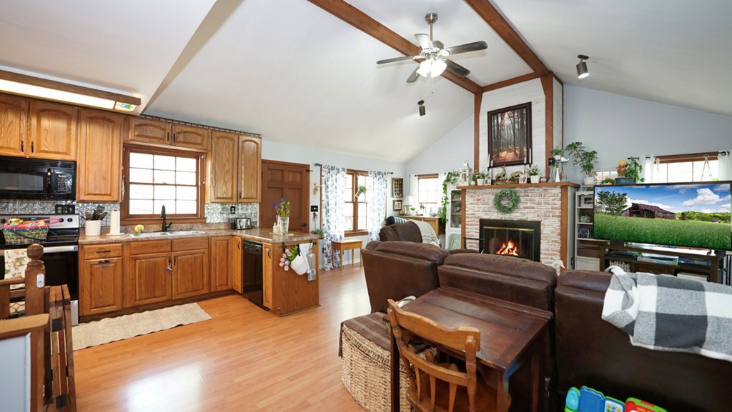 15 Aeries Court