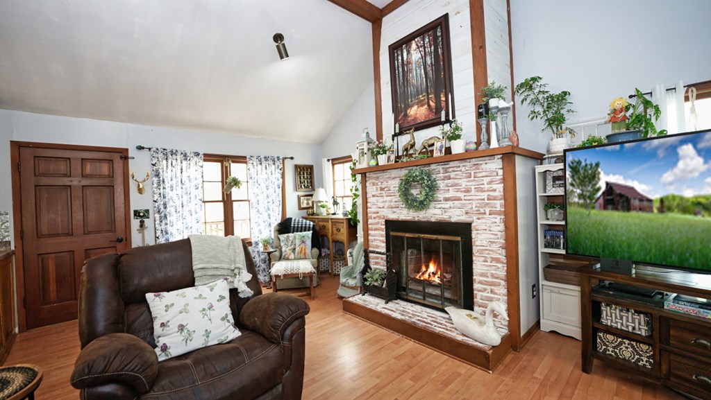 15 Aeries Court