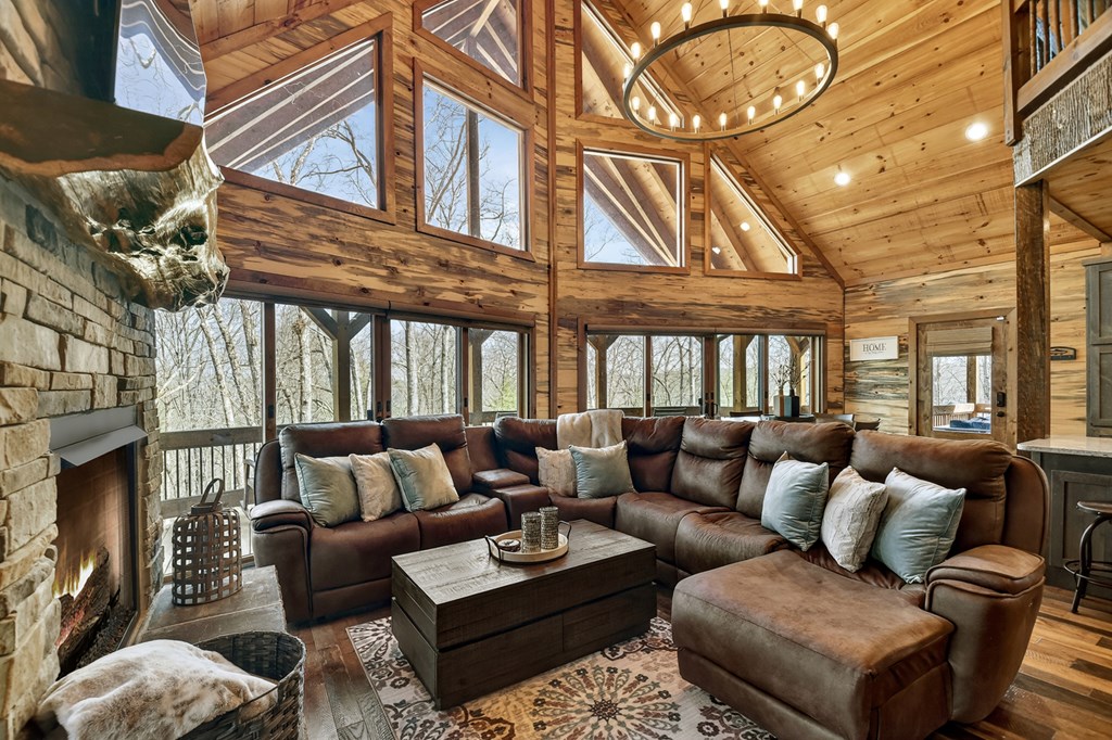 1601 Shady Falls Road