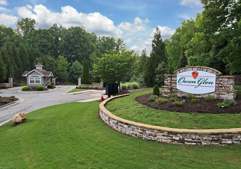 Blairsville, Georgia, 30512, United States, 4 Bedrooms Bedrooms, ,5 BathroomsBathrooms,Residential,Active,2030938