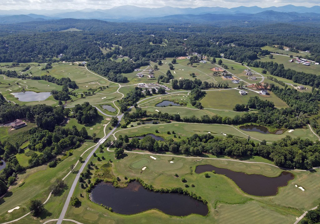 Blairsville, Georgia, 30512, United States, 4 Bedrooms Bedrooms, ,5 BathroomsBathrooms,Residential,Active,2030938