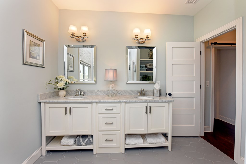 Blairsville, Georgia, 30512, United States, 4 Bedrooms Bedrooms, ,5 BathroomsBathrooms,Residential,Active,2030938