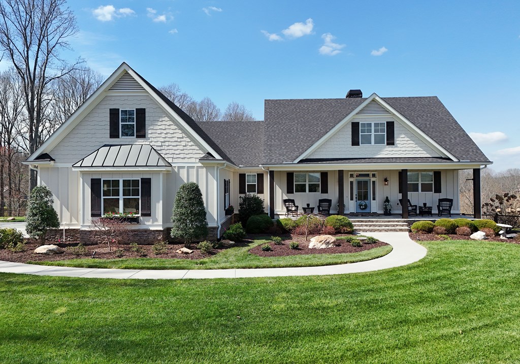 Blairsville, Georgia, 30512, United States, 4 Bedrooms Bedrooms, ,5 BathroomsBathrooms,Residential,Active,2030938