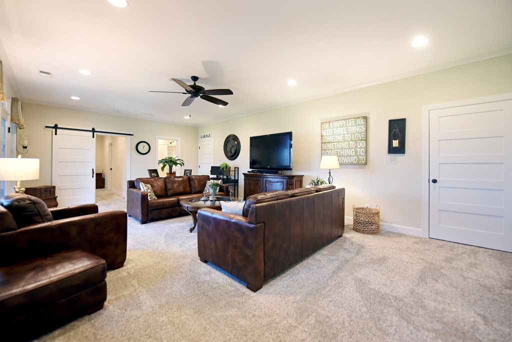 Blairsville, Georgia, 30512, United States, 4 Bedrooms Bedrooms, ,5 BathroomsBathrooms,Residential,Active,2030938