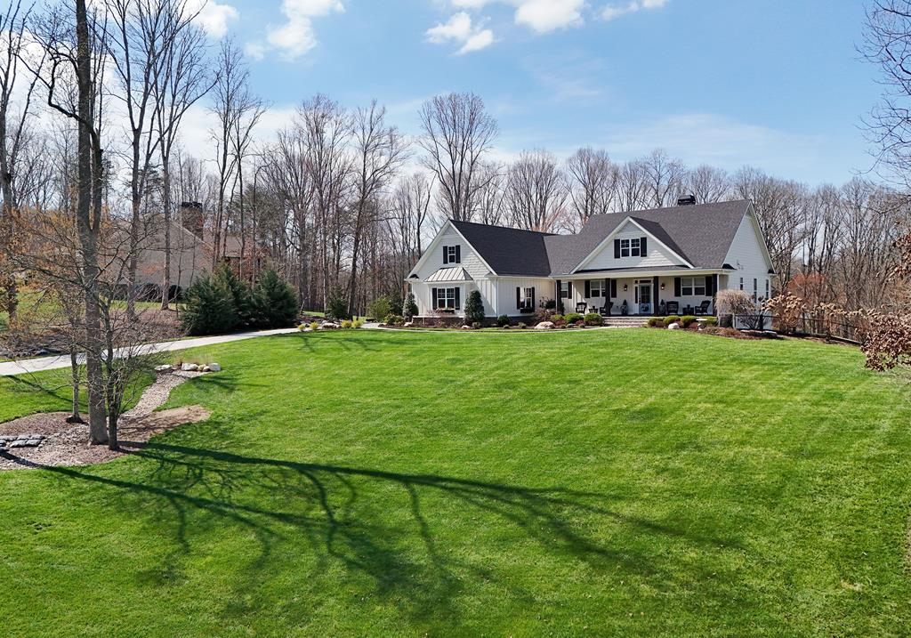 Blairsville, Georgia, 30512, United States, 4 Bedrooms Bedrooms, ,5 BathroomsBathrooms,Residential,Active,2030938
