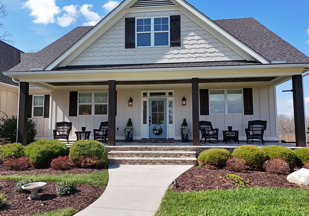 Blairsville, Georgia, 30512, United States, 4 Bedrooms Bedrooms, ,5 BathroomsBathrooms,Residential,Active,2030938