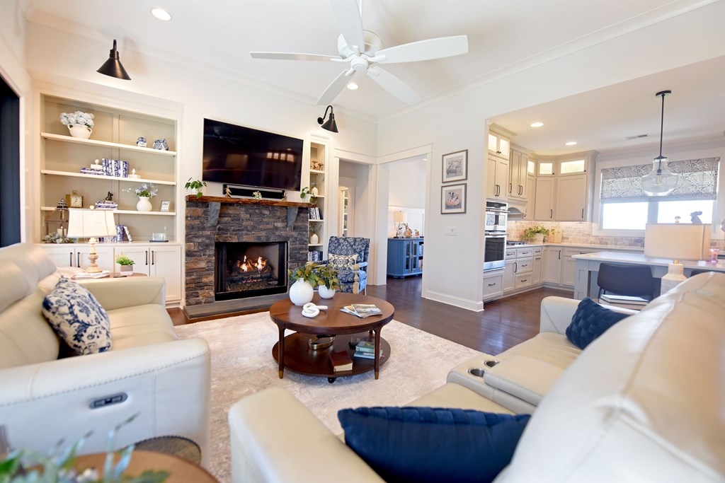 Blairsville, Georgia, 30512, United States, 4 Bedrooms Bedrooms, ,5 BathroomsBathrooms,Residential,Active,2030938